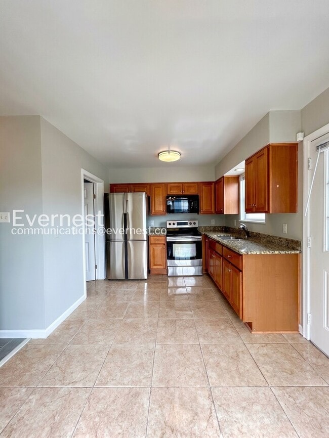 Photo - 800 Catherine St