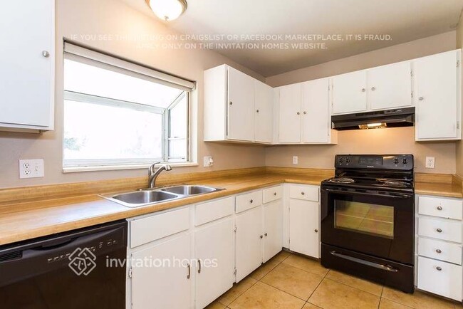 Photo - 10912 Birch Dr