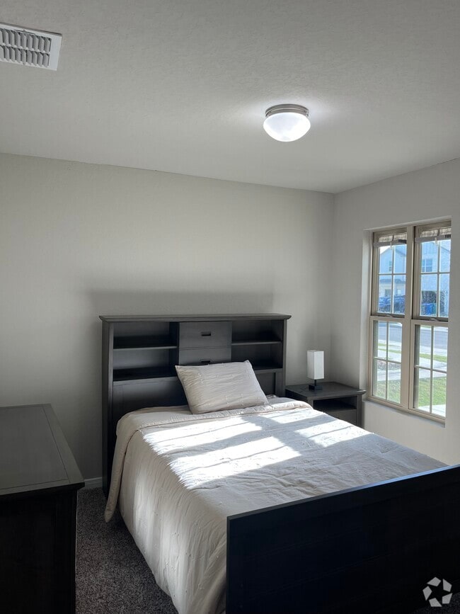 Your Room - 634 Wild Olive Way Rental