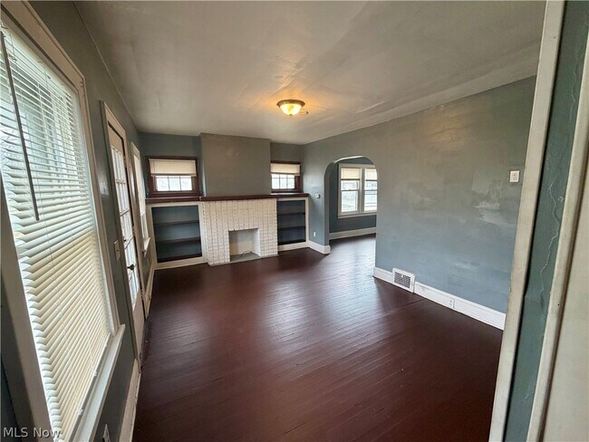 Photo - 578 Hoye Ave Unit 1