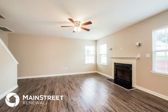 Photo - 4220 High Shoals Dr