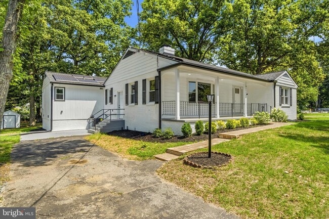 Photo - 2608 Holly Dr