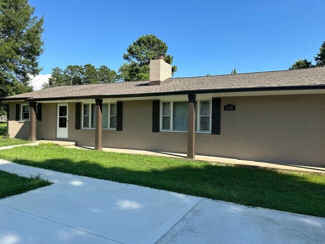Photo - 6620 Lakeview Rd