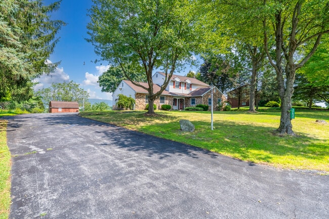 Photo - 3250 Vista Dr