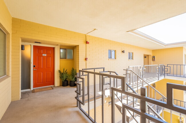 Building Photo - 3600 N 5th Ave Rental