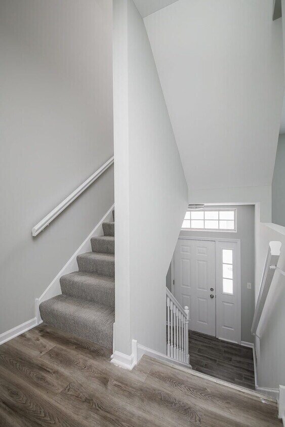 Photo - 9497 Harrison St