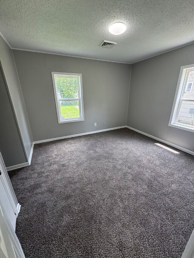Photo - 806 S Terrace Dr