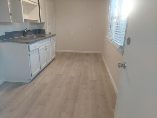 10965 S Figueroa St Unit 6