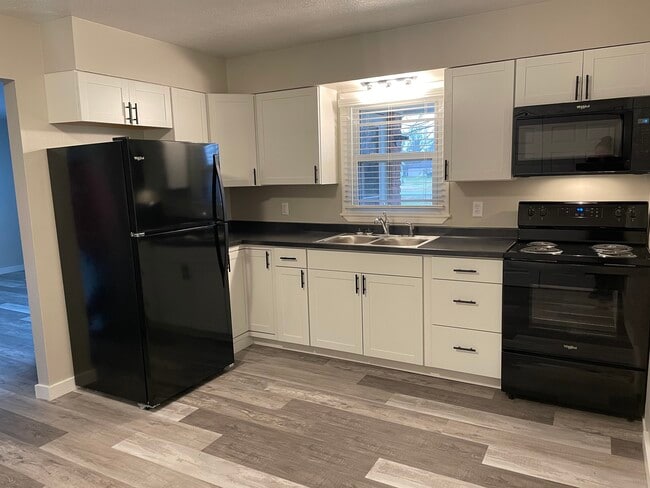 Photo - 438 Cedar Glen Dr Unit 438