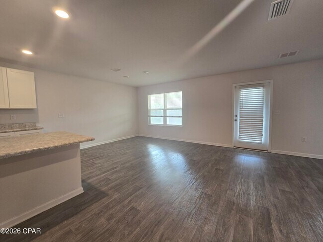 Photo - 4769 Firefly Ln