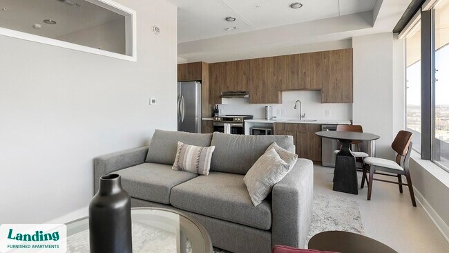 Photo - 600 19th St N Unit 611.1407327