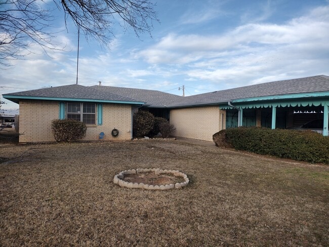 Photo - 1501 SW Monroe Ave