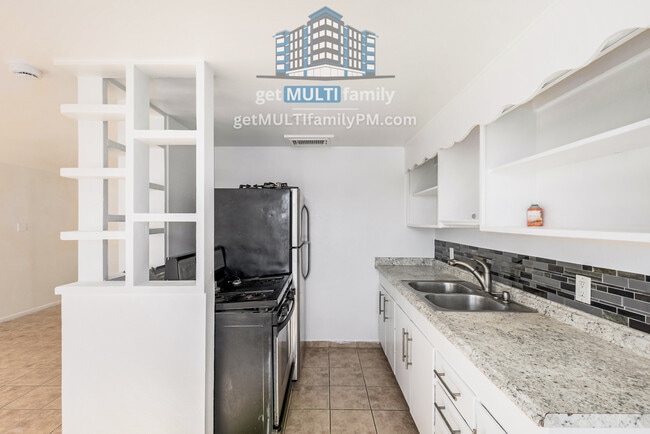 Photo - 1402 W Mercer Ln Unit 1