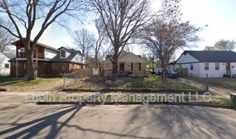 Photo - 1156 Panama St