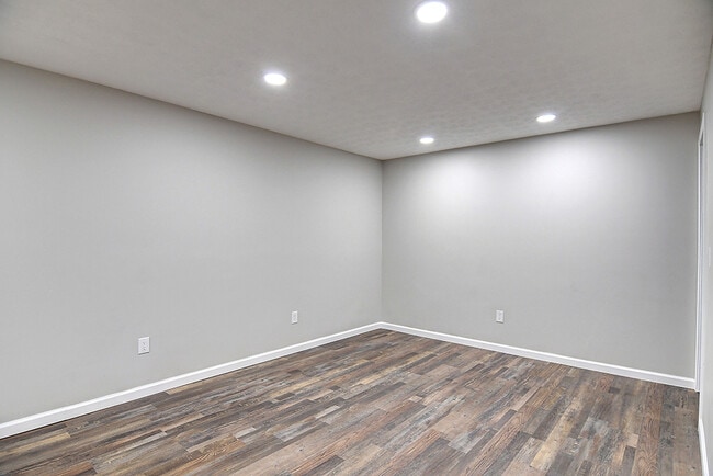 Photo - 1204 S Main St