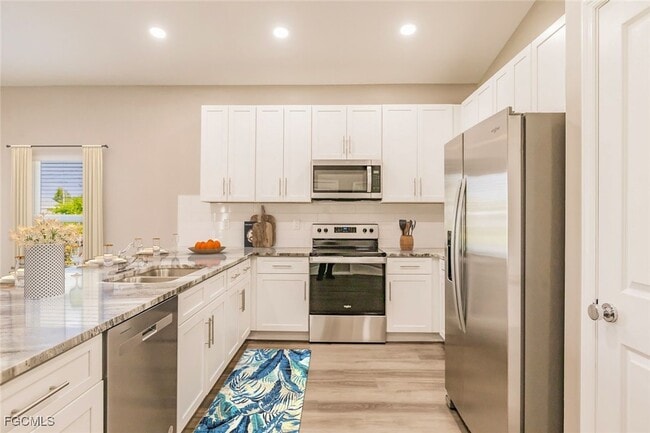 Photo - 328 NE 8th Terrace