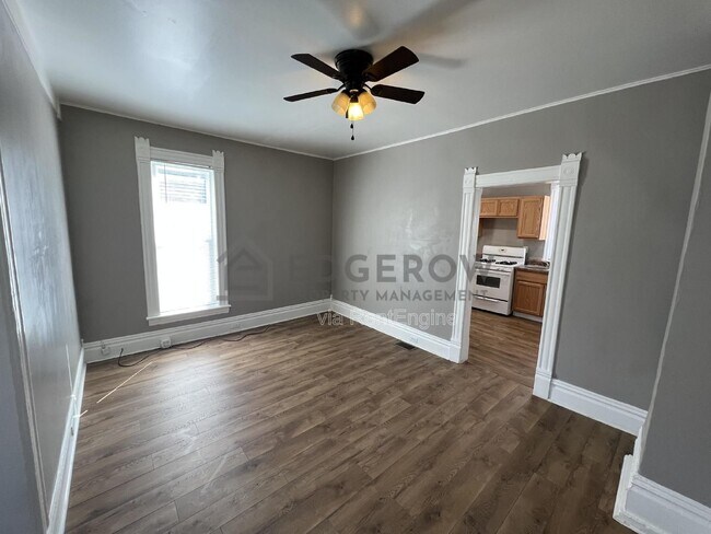 Photo - 300 Gunnison Ave SW Unit B
