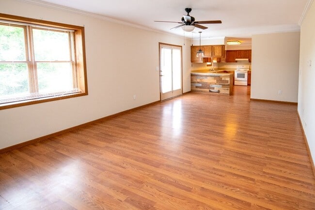 Photo - 123 Pierre Pl Unit 123