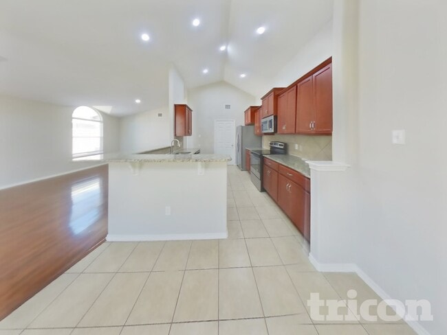 Photo - 347 Foster Ln