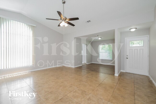 Photo - 2484 Albaca Dr