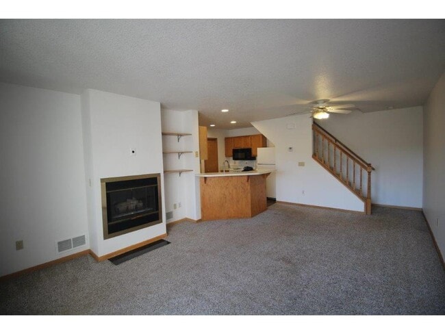 Photo - 13230 Meadowood Trail