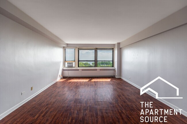 Photo - 4180 N Marine Dr Unit 1006