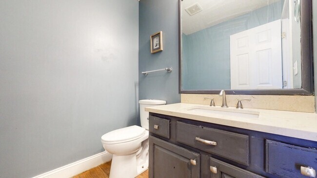 Building Photo - 14 Kleggstone Cir Rental