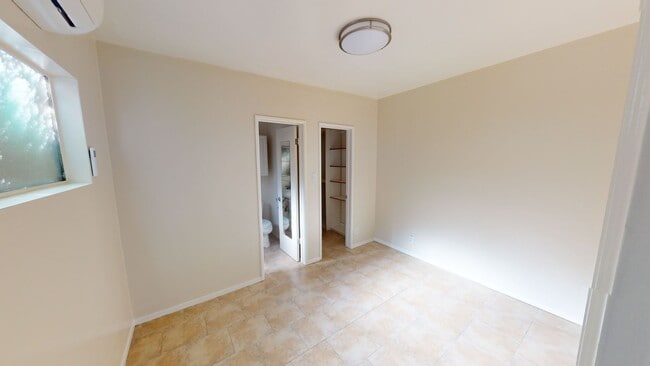 733 Westbourne Dr Unit 735 1/2