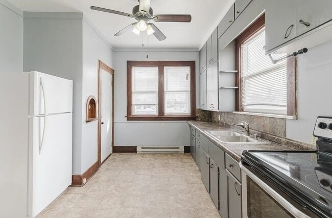 Building Photo - 901 S 1st St Unit 1