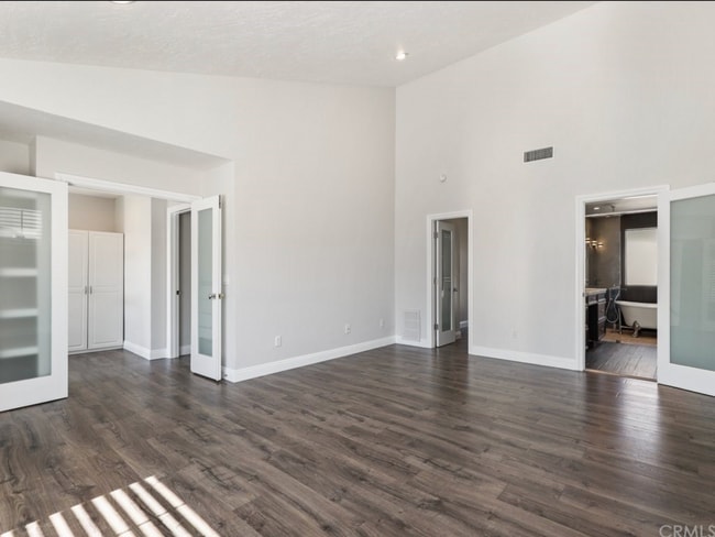 Photo - 5323 Coldwater Canyon Ave Unit A