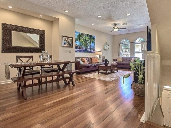 Photo - 1033 NE 17th Way Unit 1604
