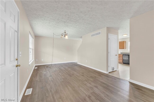 Photo - 1218 W 24th St