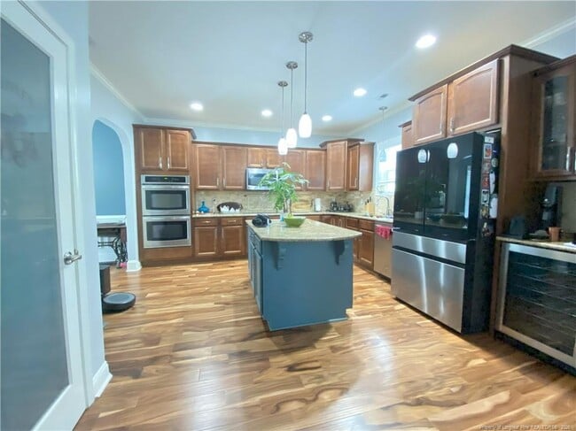 Photo - 351 Maplewood Dr