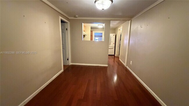 Photo - 329 NE 58th St Unit 0