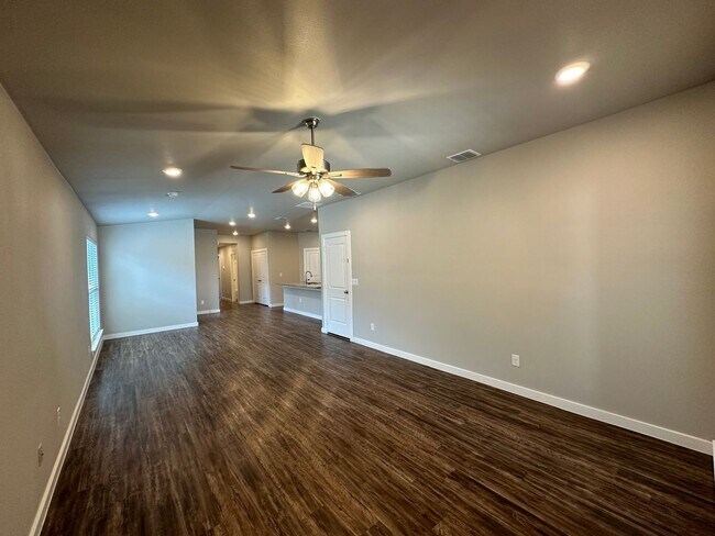 Photo - 405 E 21st St Unit A