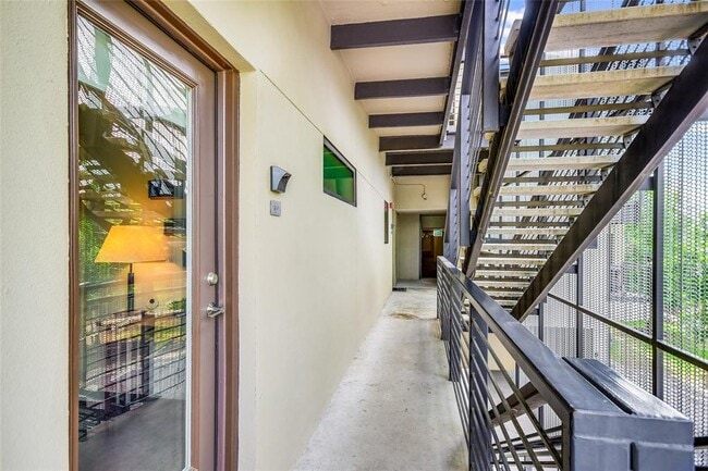 Photo - 1603 Enfield Rd Unit 200