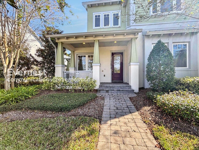 Building Photo - 13873 Benavente Ave