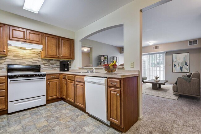 Greenwood Cove Apartment Homes
