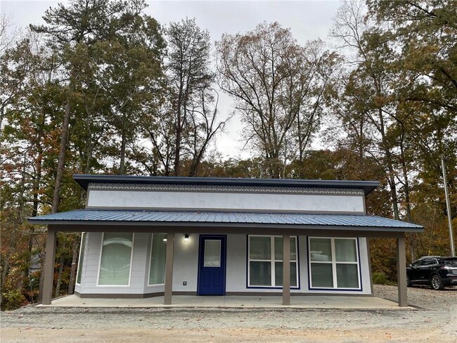 Photo - 135 GA-52 House