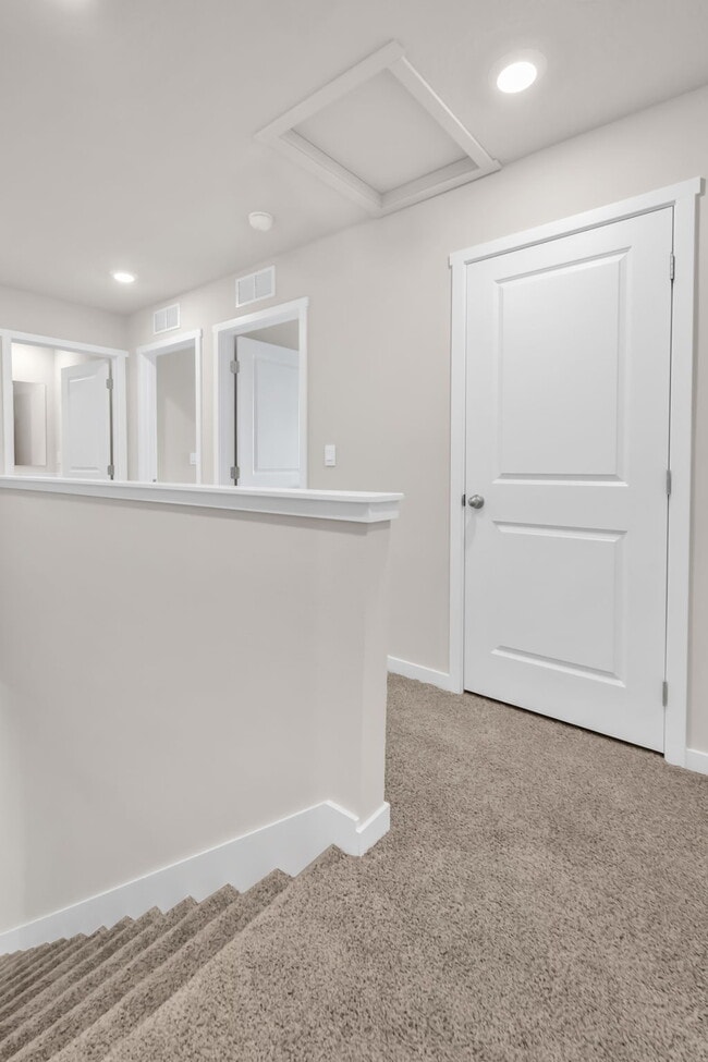 Photo - 8903 N 167th St