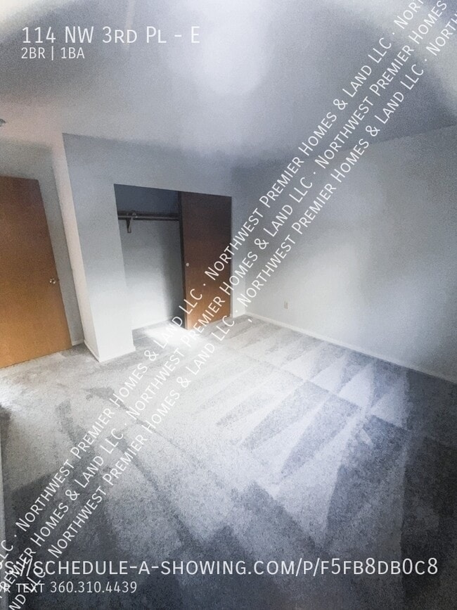 Photo - 114 NW 3rd Pl Unidad E