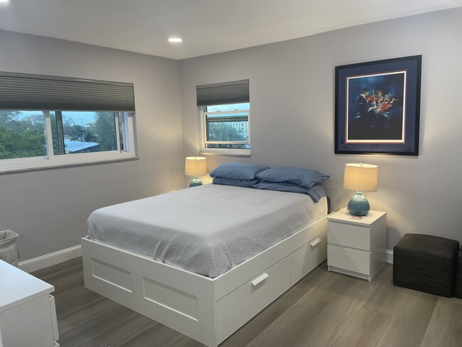 Photo - 445 32nd Ave N Unidad 308