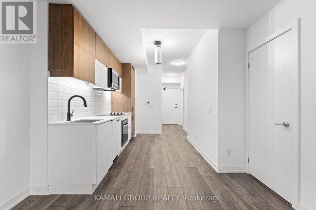 Photo - 8888 Yonge St Unité 213