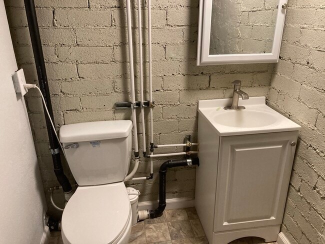 Photo - 1110 Evans Ave Unit B6