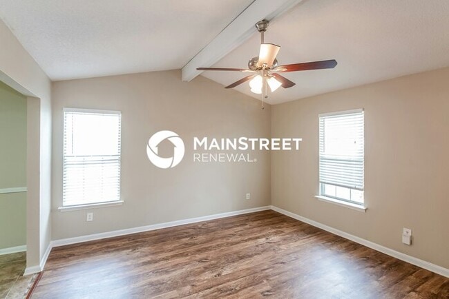 3 Bedroom Pet-Friendly Home in Memphis, TN with Main Street Renewal