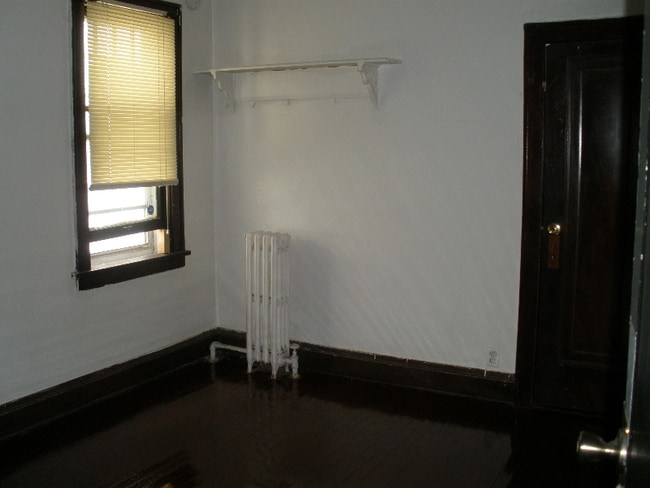 Photo - 3372 N Oakland Ave Unit Lower