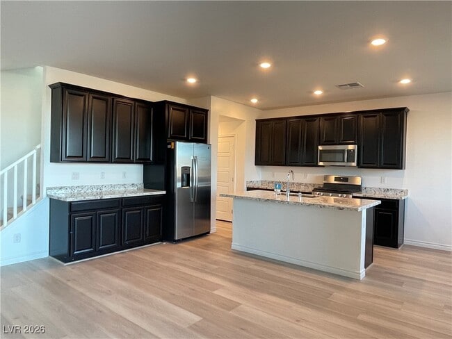 Photo - 6734 Chargehand Ave