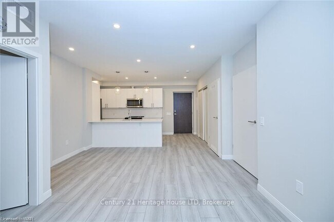 Photo - 118 West St Unit 704