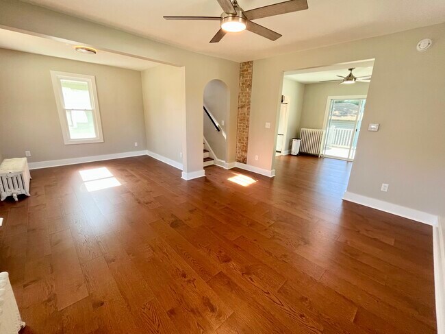 Photo - 602 Howard Ave