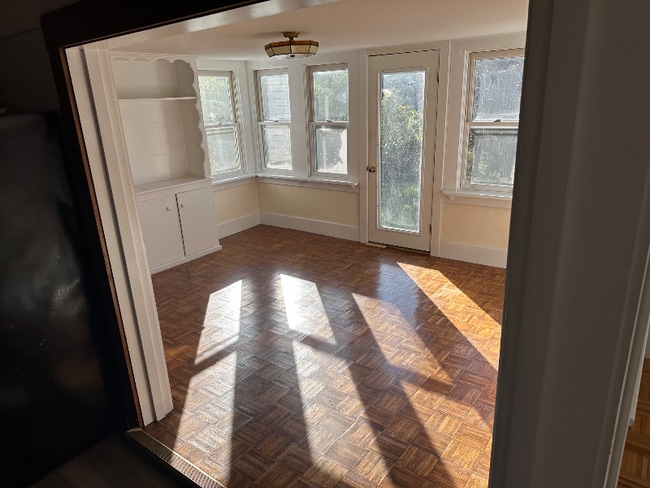 Photo - 367 Gardiner Rd